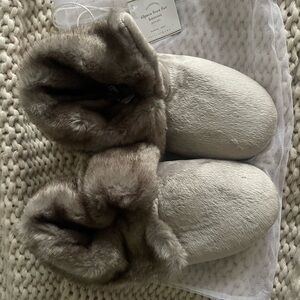 Pottery Barn Gray Faux Fur Slippers